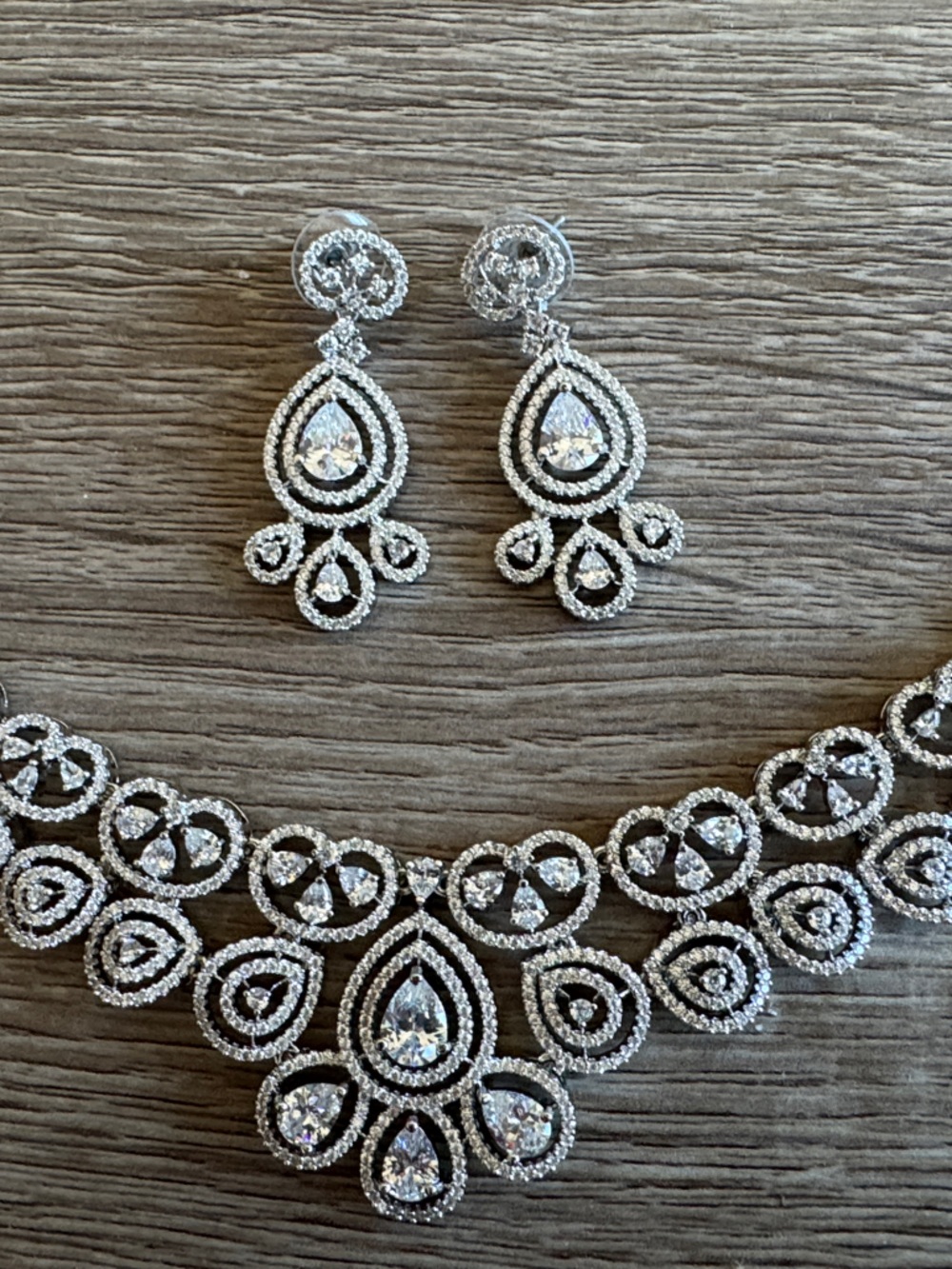 Elegant Silver-Tone Crystal Teardrop Necklace & Earrings Set
